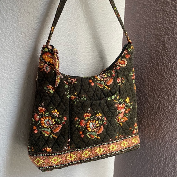Vera Bradley Purse - Picture 1 of 12